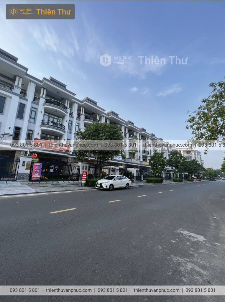 Nhà phố Vạn Phúc City diện tích 147m2 có thang máy