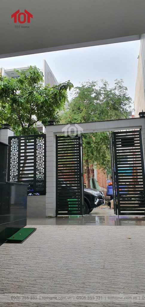 Bán nhà phố 5m Vạn Phúc City