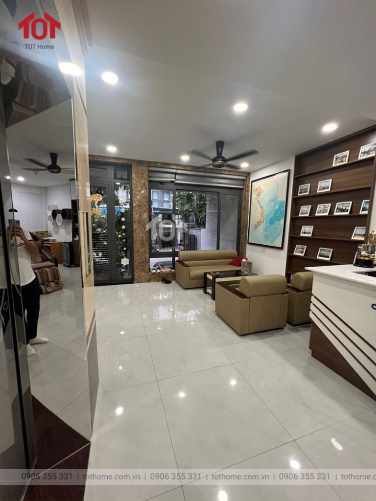 Cho thuê mặt bằng văn phòng Vạn Phúc City