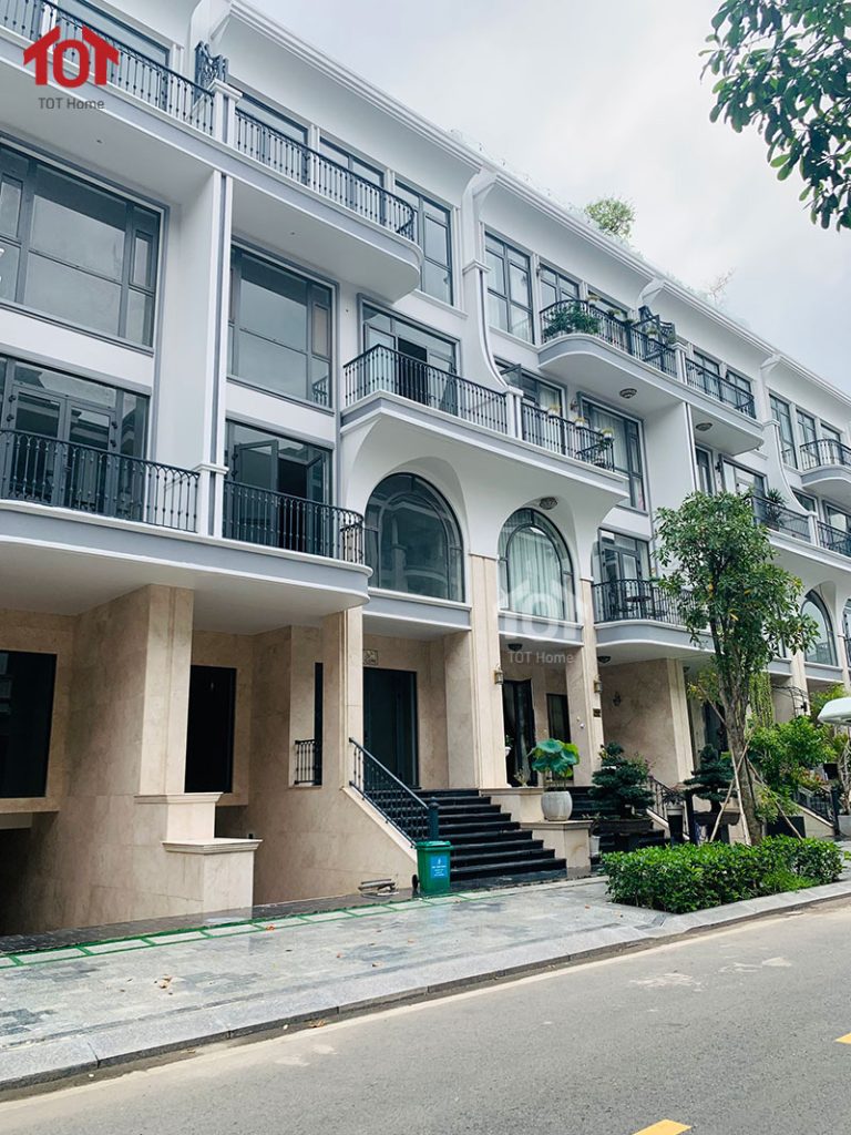 Bán nhà phố 7m có hầm Vạn Phúc City